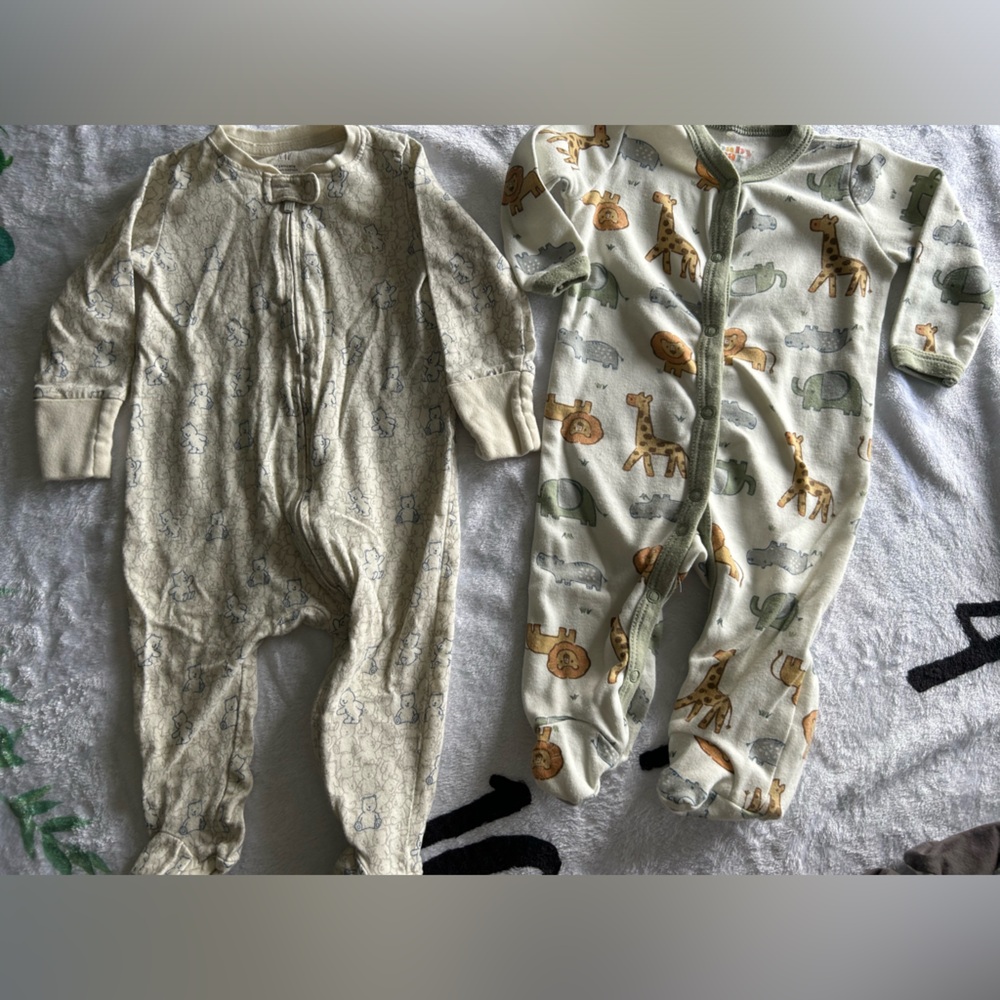 21 PAIRS BABY PJS 0-6M - Picture 2 of 10